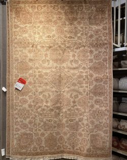 Traditional Hand Knotted Rug