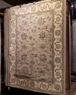 Decorative Traditional Floral Machine Made Rug *