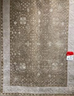 5'6" x 7'5" Chinese Handtufted Wool & Silk