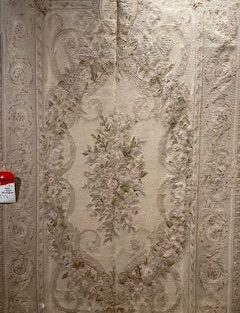 100% Wool 5' x 8'2" Chinese Aubusson Design